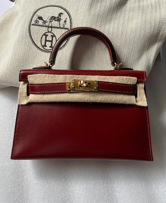 Hermès Mini Kelly Bordeaux Box Leather Gold Hardware Brand new