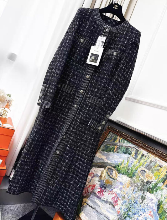 Chanel 20p black houndstooth long coat