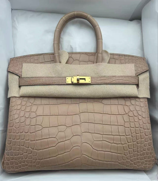 Hermes Birkin 25 Chai Matte Alligator Gold Hardware