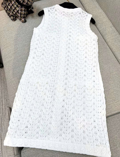 Chanel 24p white knitted dress size 36