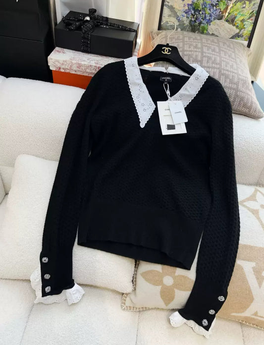 Chanel 24A black cashmere top size 34