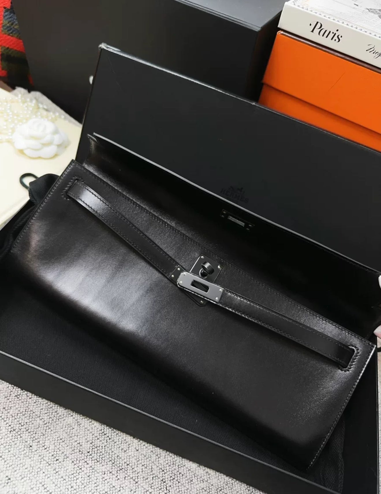 Hermes Kelly cut So Black Box Leather