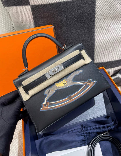 Hermès Mini Kelly Cheval De Bois Noir / Black Tadelakt Palladium Hardware