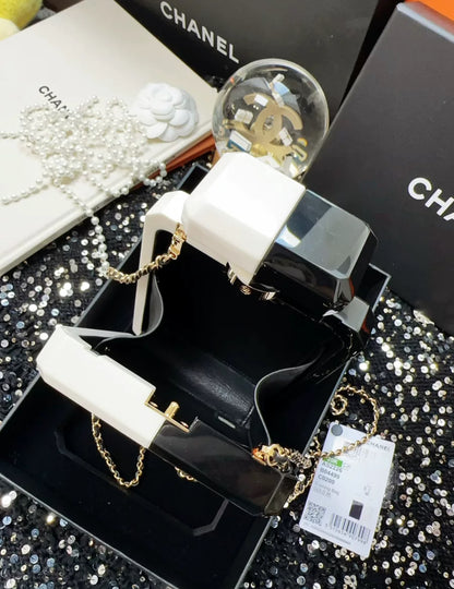 Chanel 20k Black and White Acrylic Perfume Bottle clutch Bag Minaudiere