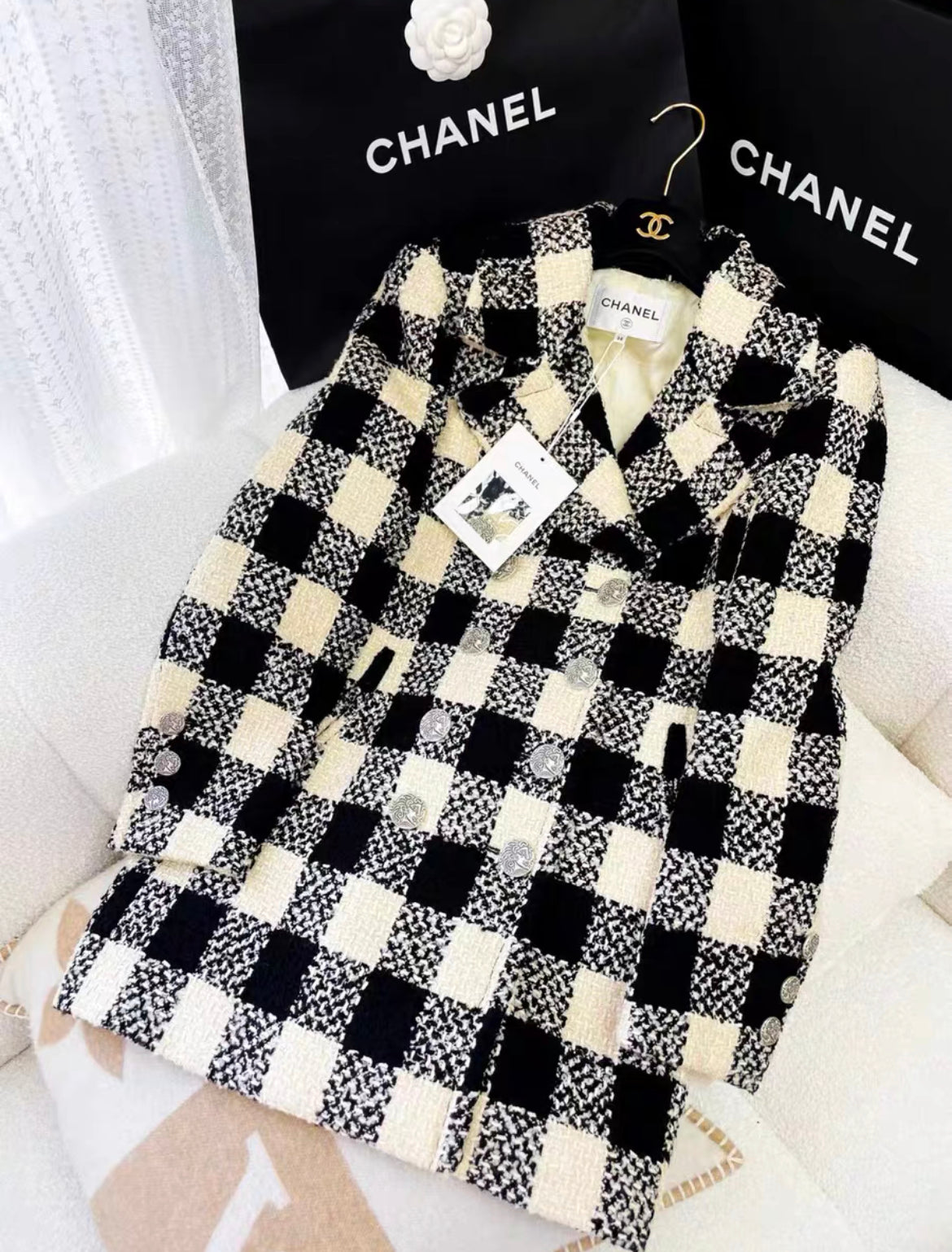 Chanel 16A Caban Fantasy Tweed size 38 – Wararni.com