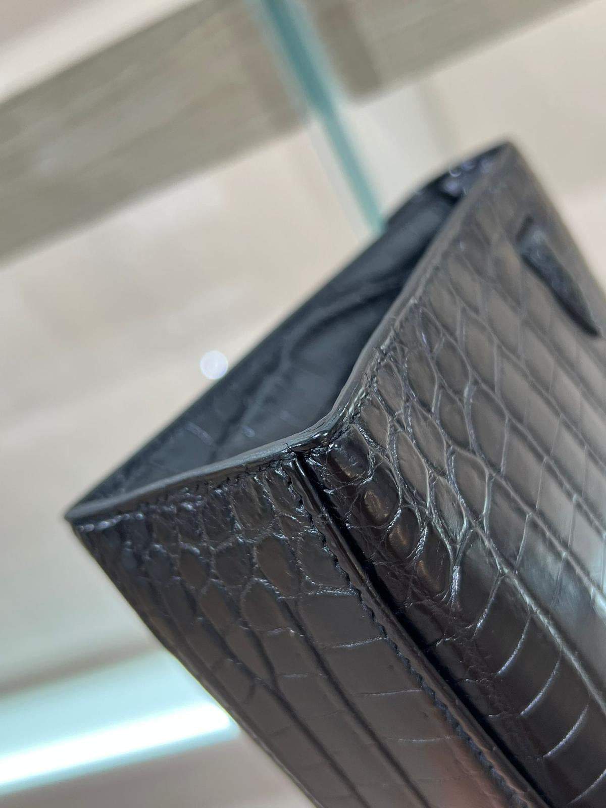 Hermès Mini Kelly Pochette So Black Matte Crocodile