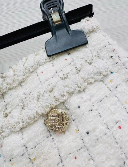 Chanel 25A White écru tweed jacket & skirt set