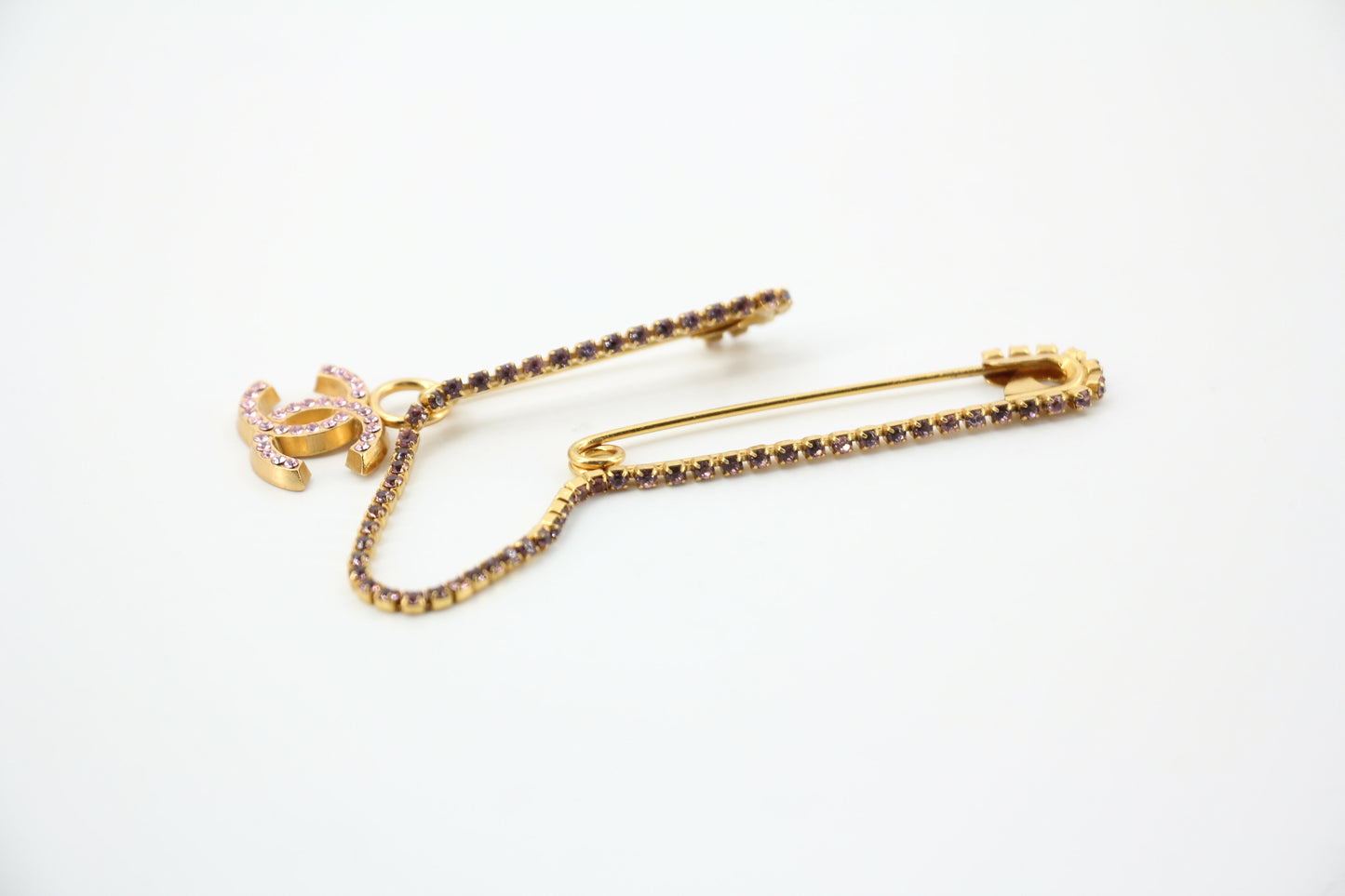 Chanel Vintage 02P Rhinestone Pink Gold-Plated Double Safety Pins Brooch