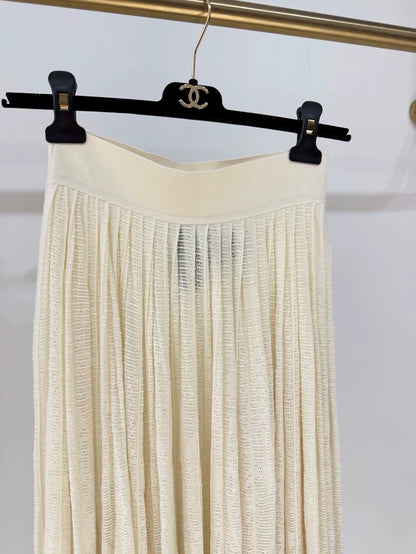 Loro Piana high-waisted virgin wool pleated knit skirt