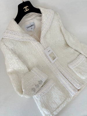 Chanel 22C White Sequined tweed Jacket