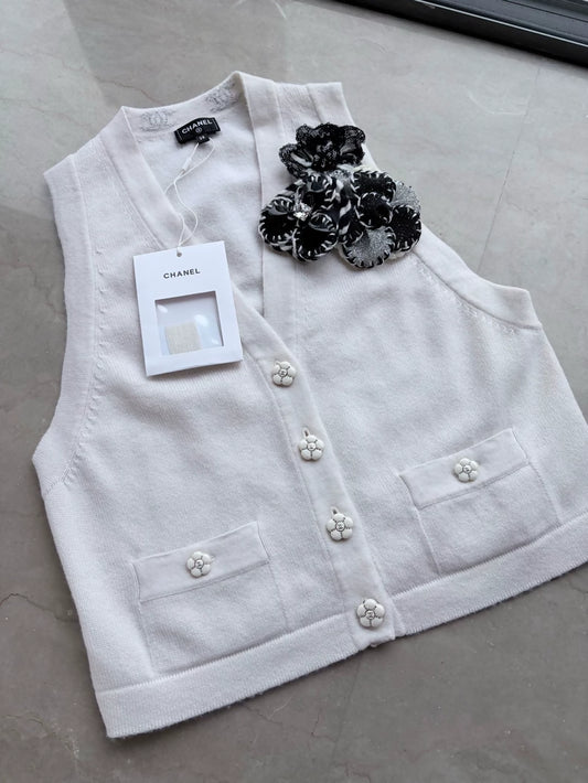 Chanel 23K White Camellia Knit Vest