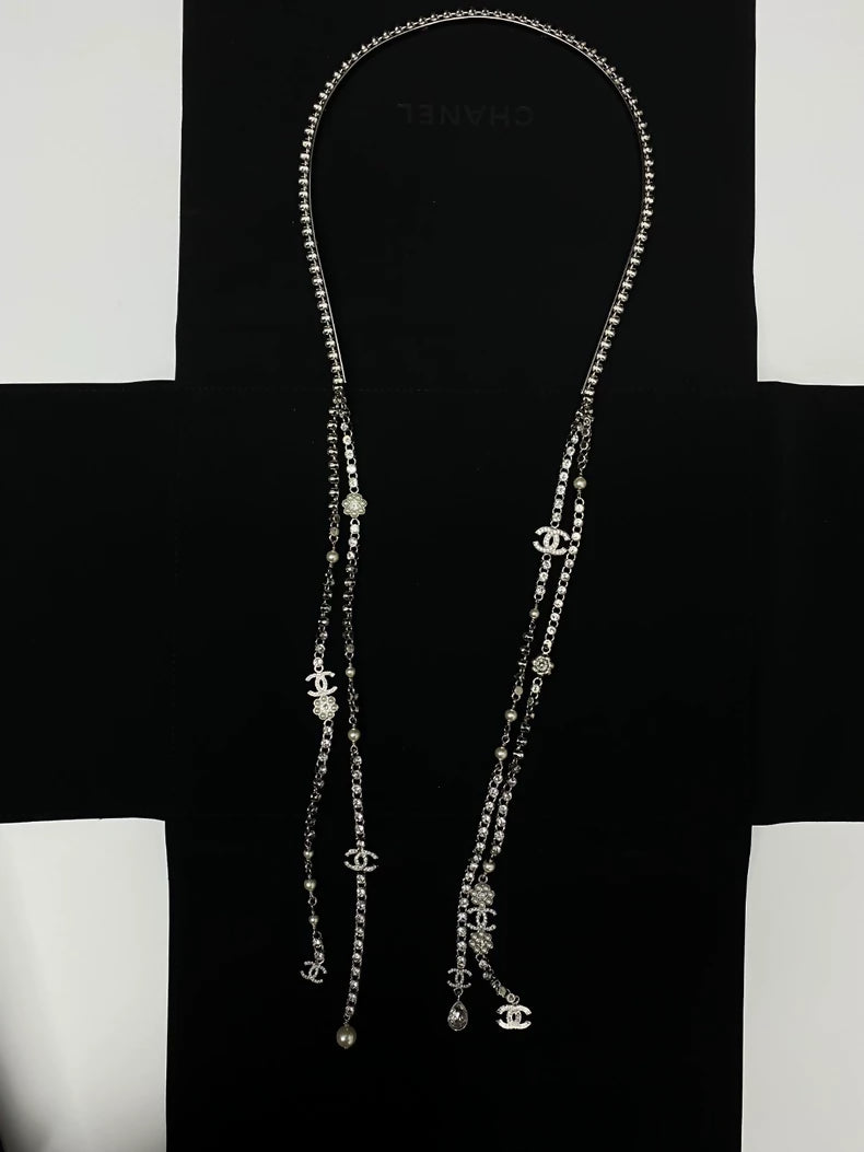 Chanel 21k tassel headband with full diamonds