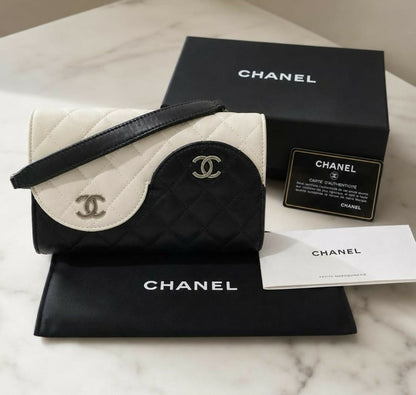 Rare Chanel 16C Paris-Seoul Small Yin Yang Flap Bag