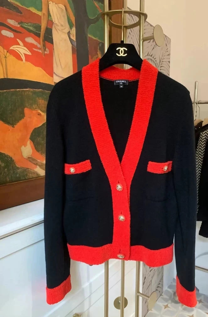 Chanel 19K black/red cashmere cardigan