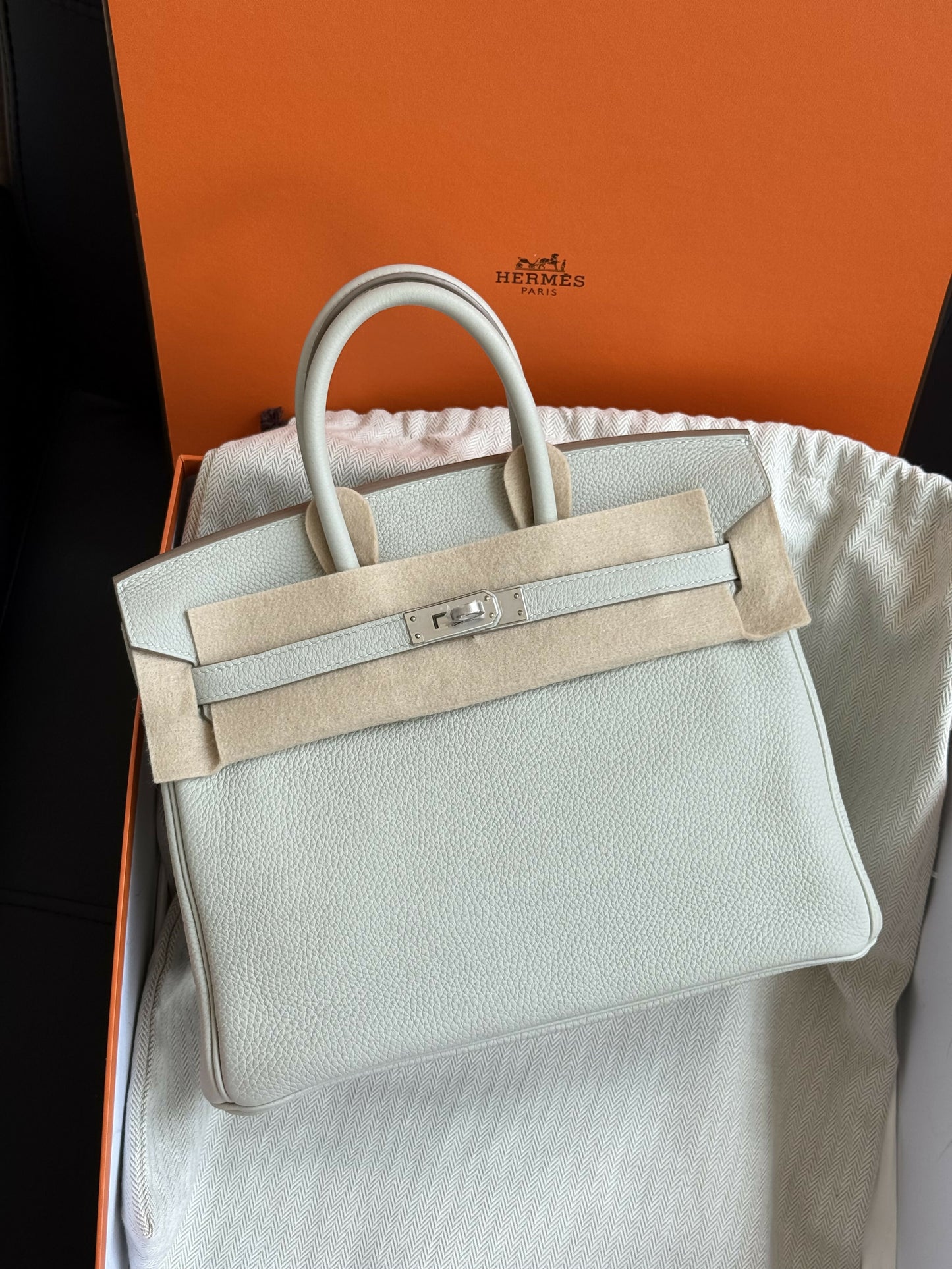 Hermès Birkin 25 Gris Perle Togo Leather with Palladium Hardware