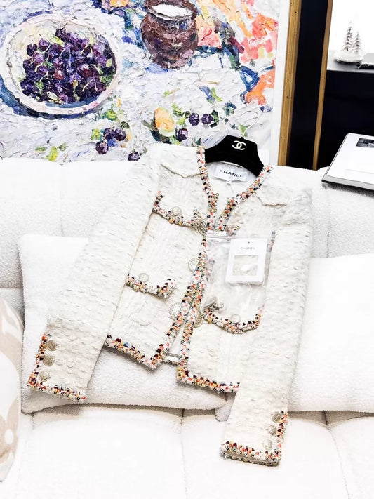 Chanel 17C ecru gold tweed Jacket