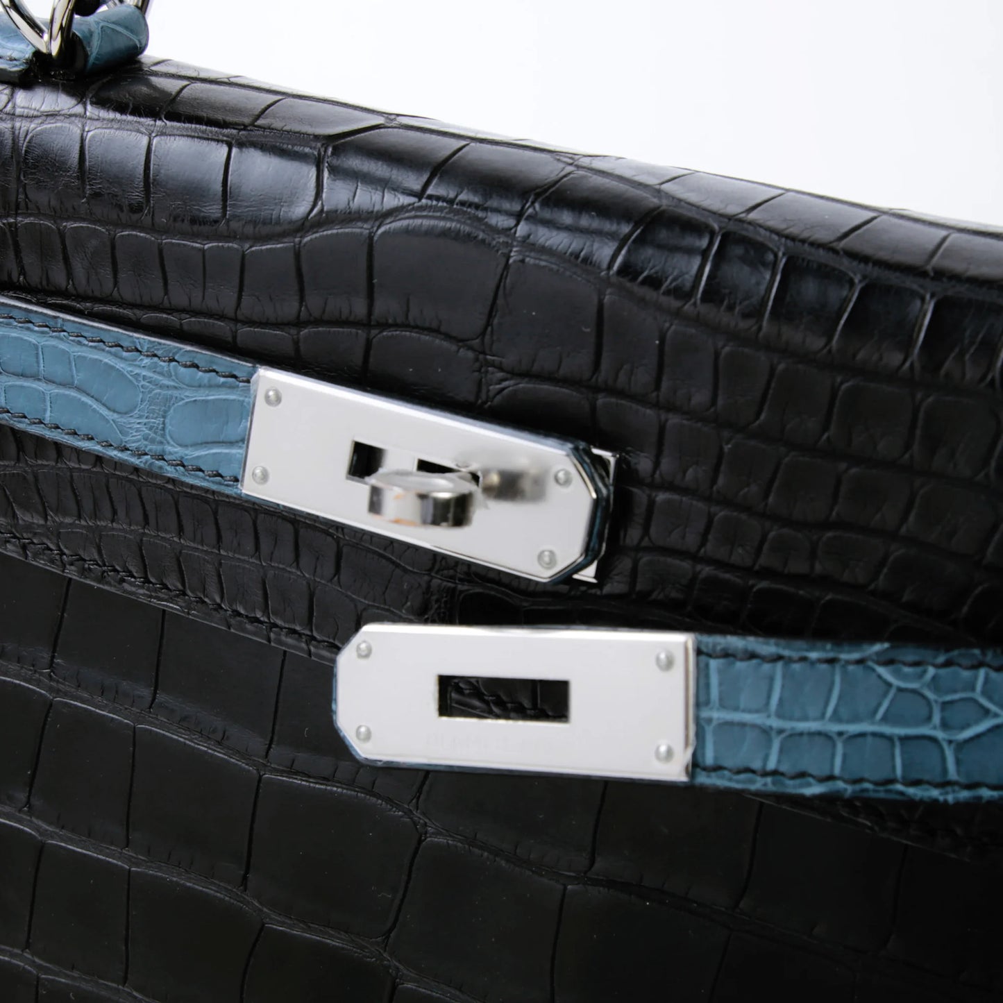 Hermes Kelly 28 Noir Colvert Matte Alligator Palladium hardware