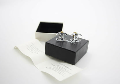 Chanel Vintage 03C Mirror Silver CC Clip-on Earrings