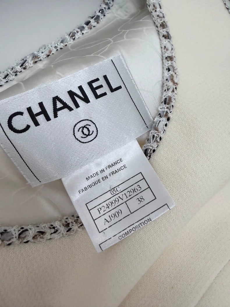 Chanel 05 ecru silk top