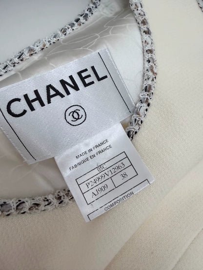 Chanel 05 ecru silk top