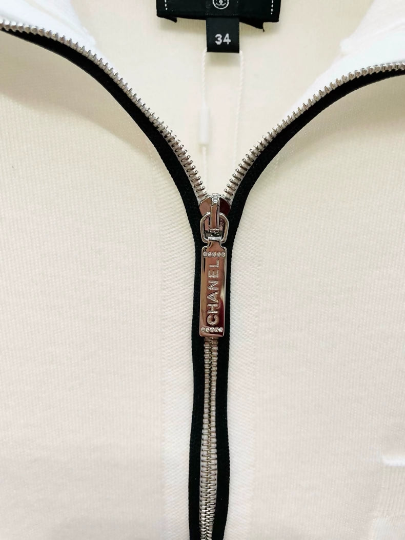 Chanel 25N white cashmere cardigan