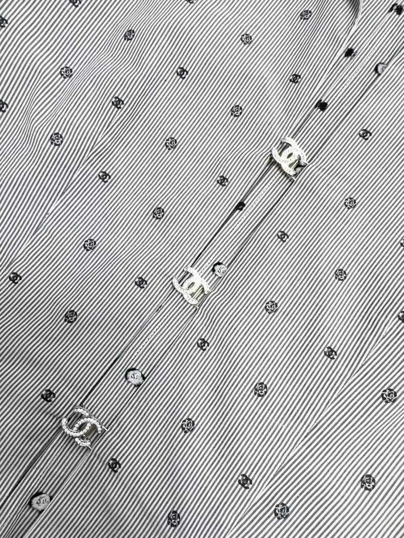 Chanel 24P grey shirt