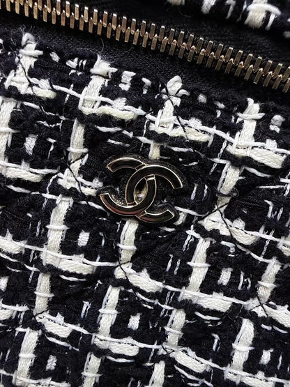 Chanel 25C black and white tweed case bag with silver hardwar
