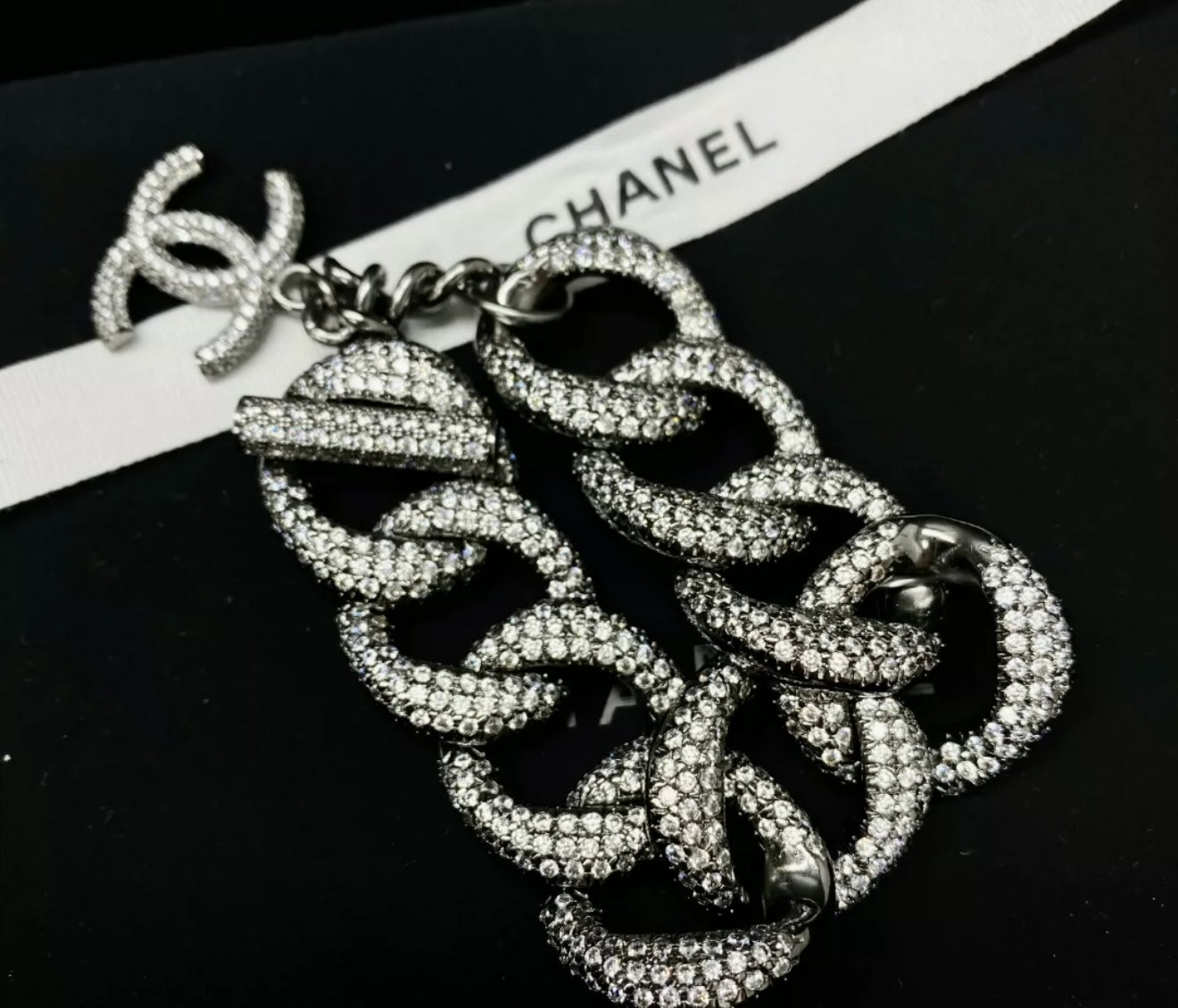 Chanel 22P full diamond double C chain bracelet