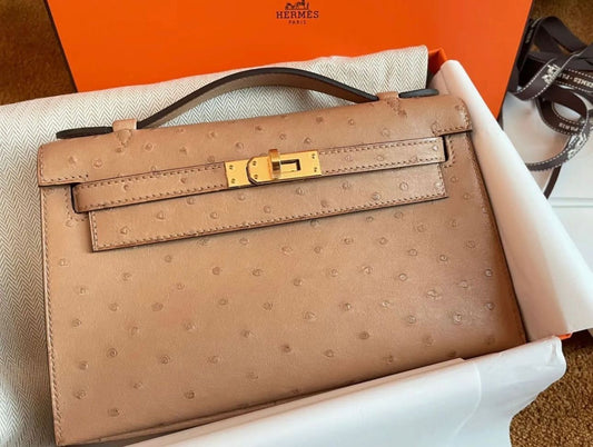 Hermes Kelly Pochette Chai Ostrich Gold Hardware