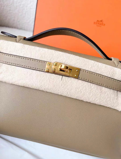 Hermès Kelly Pochette Beige Marfa Swift Gold Hardware