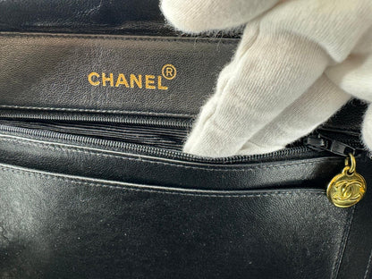 Chanel 1994-96 Black Patent Leather Large Vanity Case