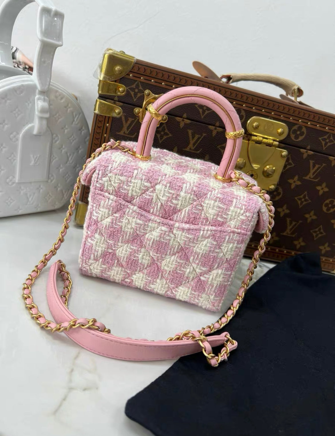 Chanel 23S Top Handle Bag in Pink Tweed Houndstooth Gold Hardware