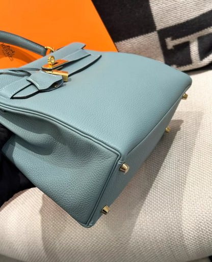 Hermès Kelly 28 Bleu Azur Togo Leather Gold Hardware