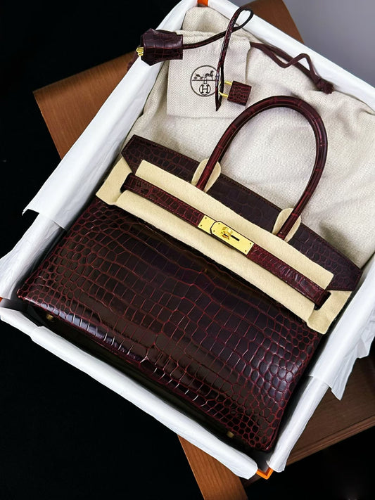 Hermès Birkin 30 Red Burgundy shiny crocodile leather gold hardware