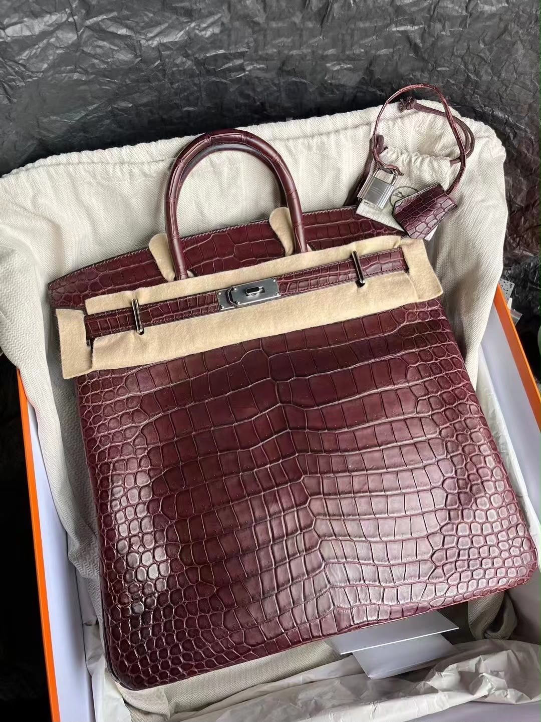 Hermes Birkin HAC 40 Volynka matte crocodile leather palladium hardware (Rare)