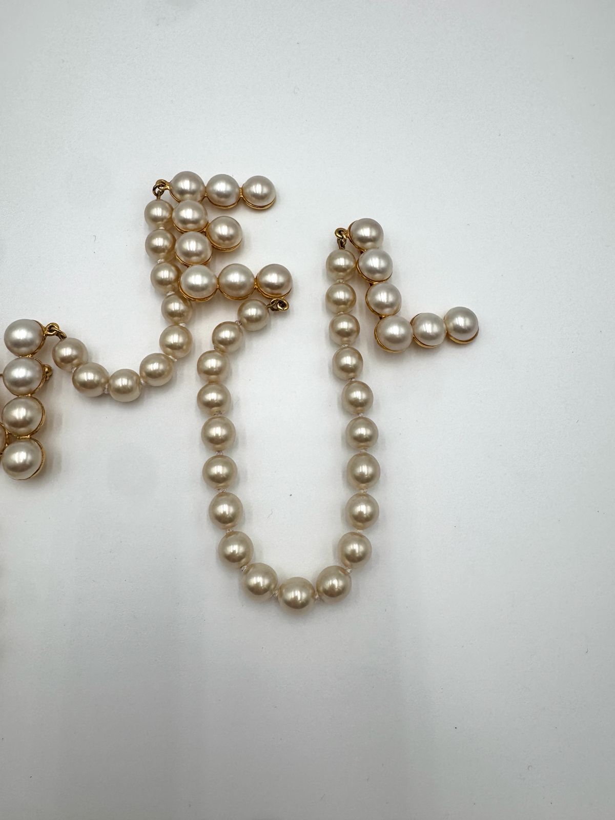 Chanel 1991 pearl letter brooch - Rare