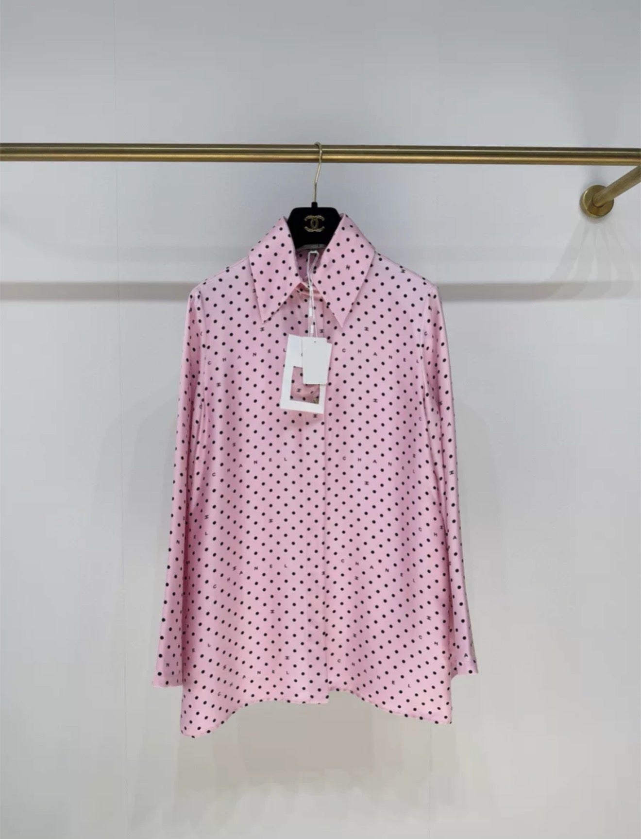 トップス CHANEL dot Power net tops Chanel 24S Multicolor polka dot silk top – Wararni.com