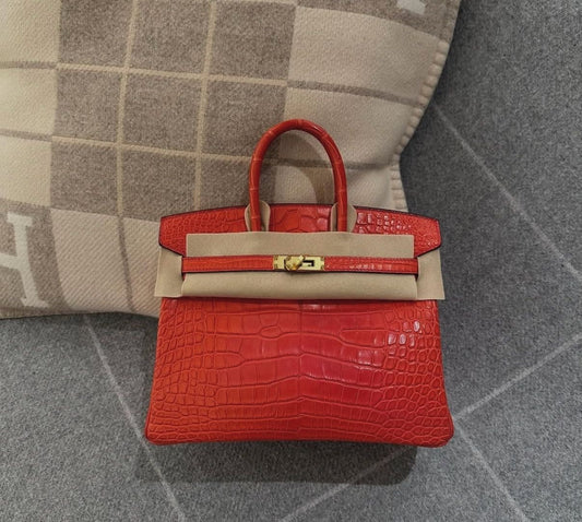 Hermes Birkin 25 Geranium Matte Alligator Gold hardware