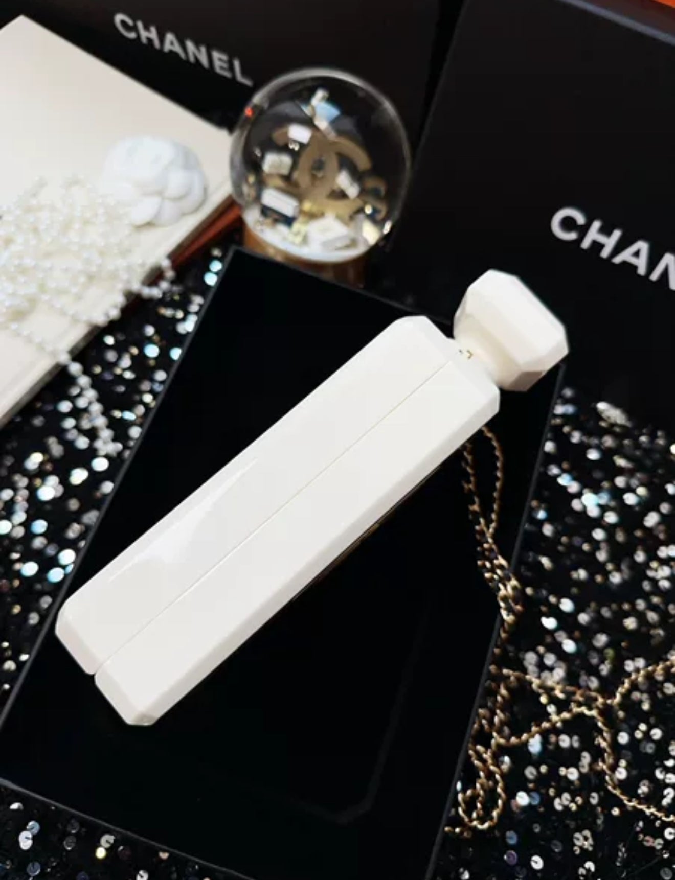 Chanel 20k Black and White Acrylic Perfume Bottle clutch Bag Minaudiere