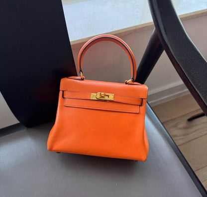 Vintage Hermès Kelly Sellier 20 Orange Gold Hardware