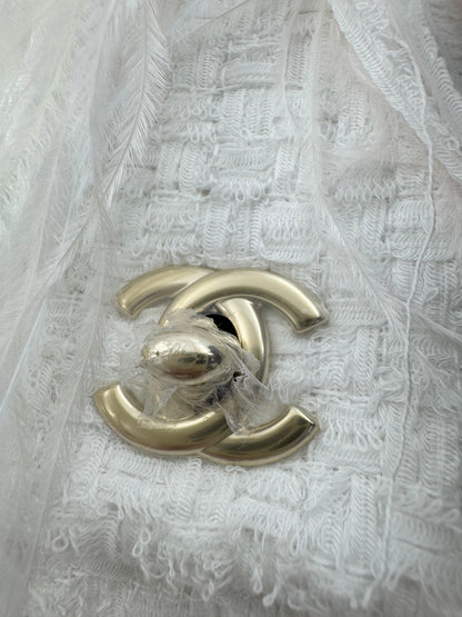 Chanel 25S Embroidered Tweed, Feathers, Imitation Pearls & Gold-Tone Metal Clutch in White