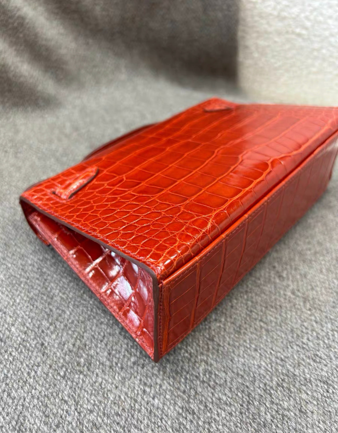 Hermès Kelly Pochette Braise Red Shiny Alligator Palladium Hardware