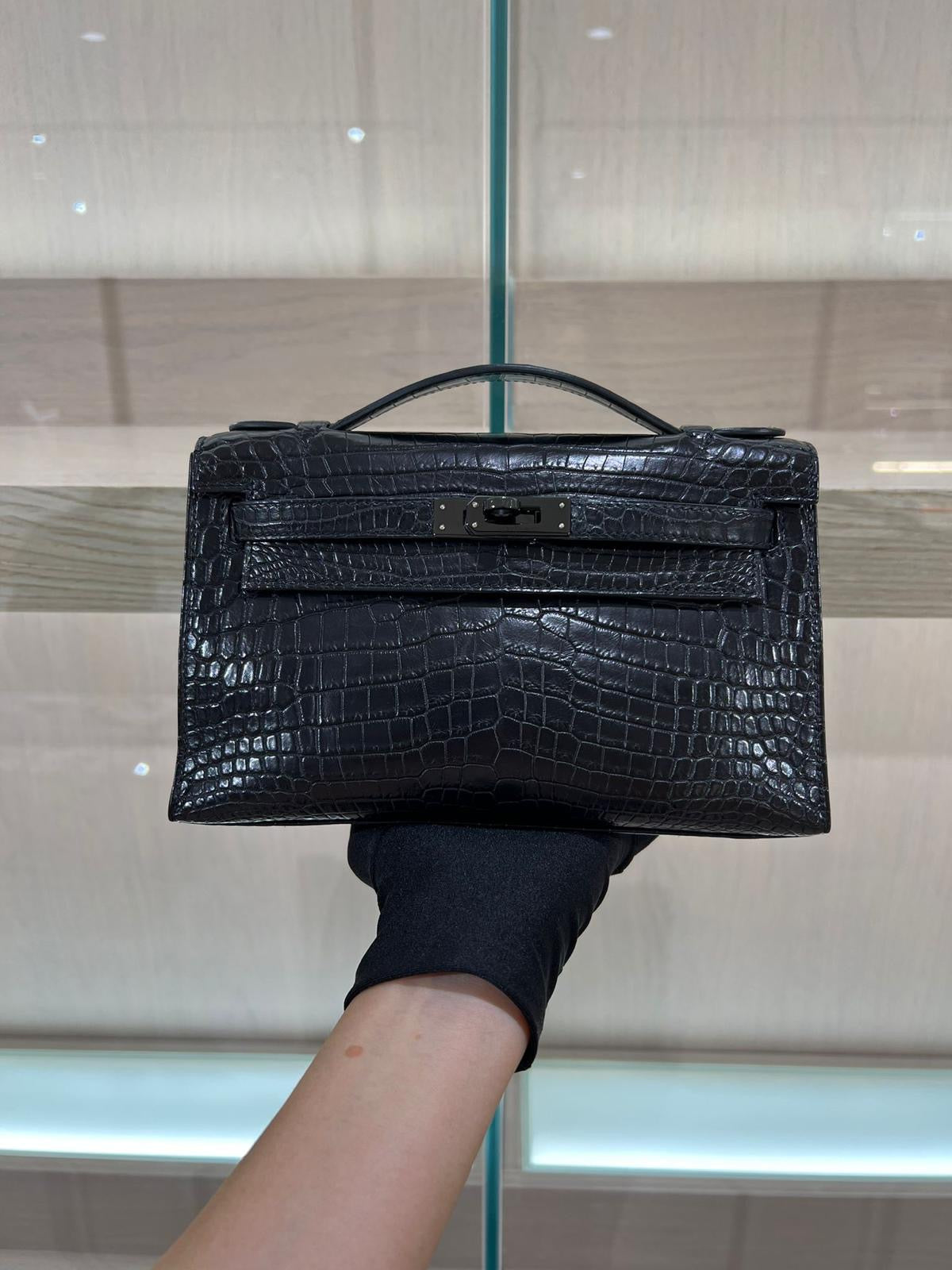 Hermès Mini Kelly Pochette So Black Matte Crocodile
