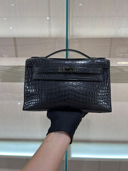 Hermès Mini Kelly Pochette So Black Matte Crocodile