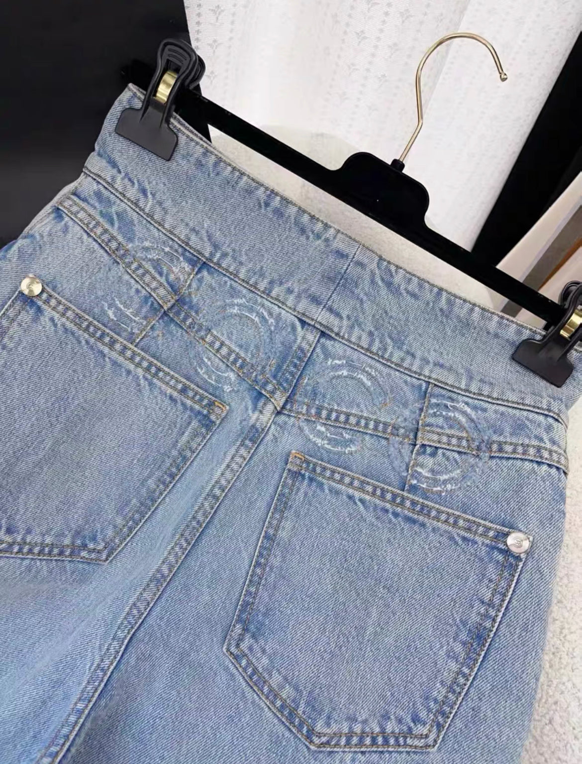 Chanel 20P blue denim wide-leg pants size 38 – Wararni.com