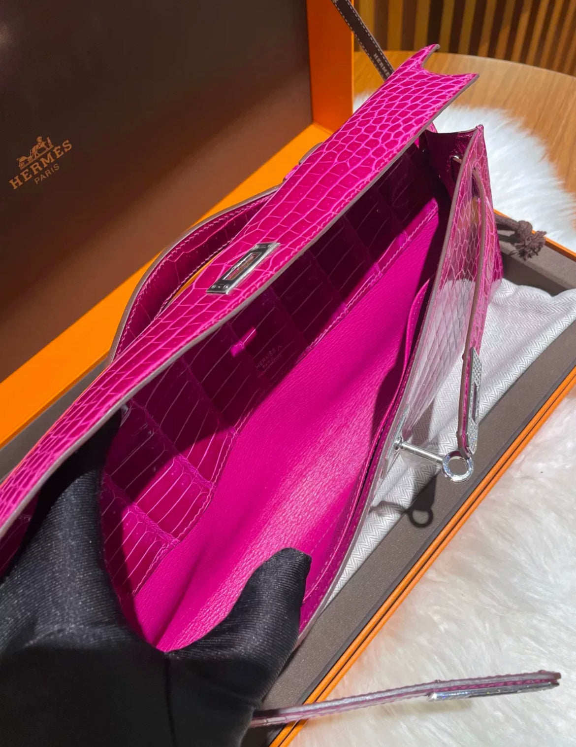 Hermès Kelly Cut Clutch Niloticus Crocodile Rose Scheherazade Diamond Hardware