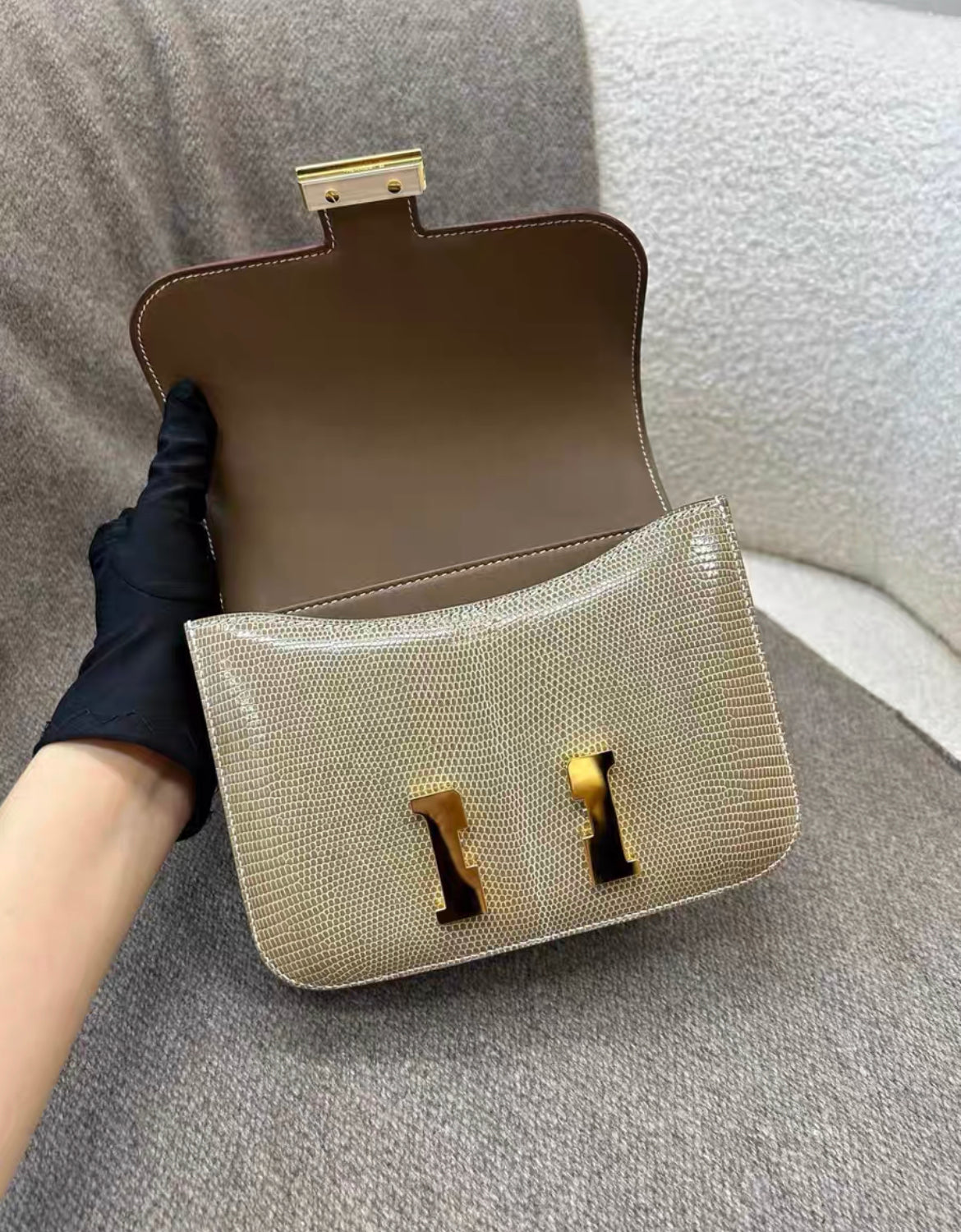 HERMES CONSTANCE 19 SHINY FICELLE NILOTICUS LIZARD WITH GOLD