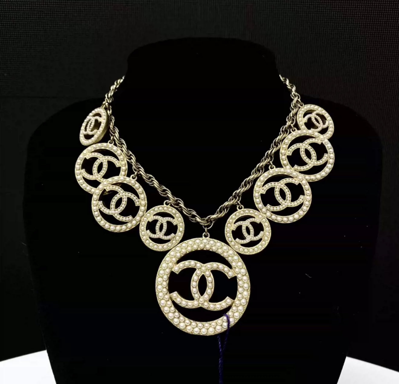 Chanel 17A double CC pearl necklace