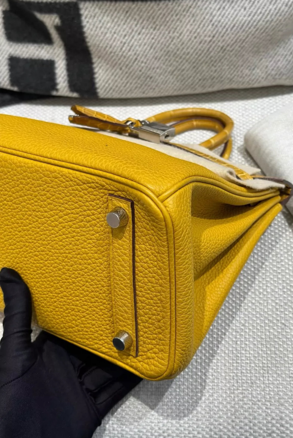 Hermès Birkin 25 Touch Jaune Amber Togo Leather & Shiny Niloticus Crocodile