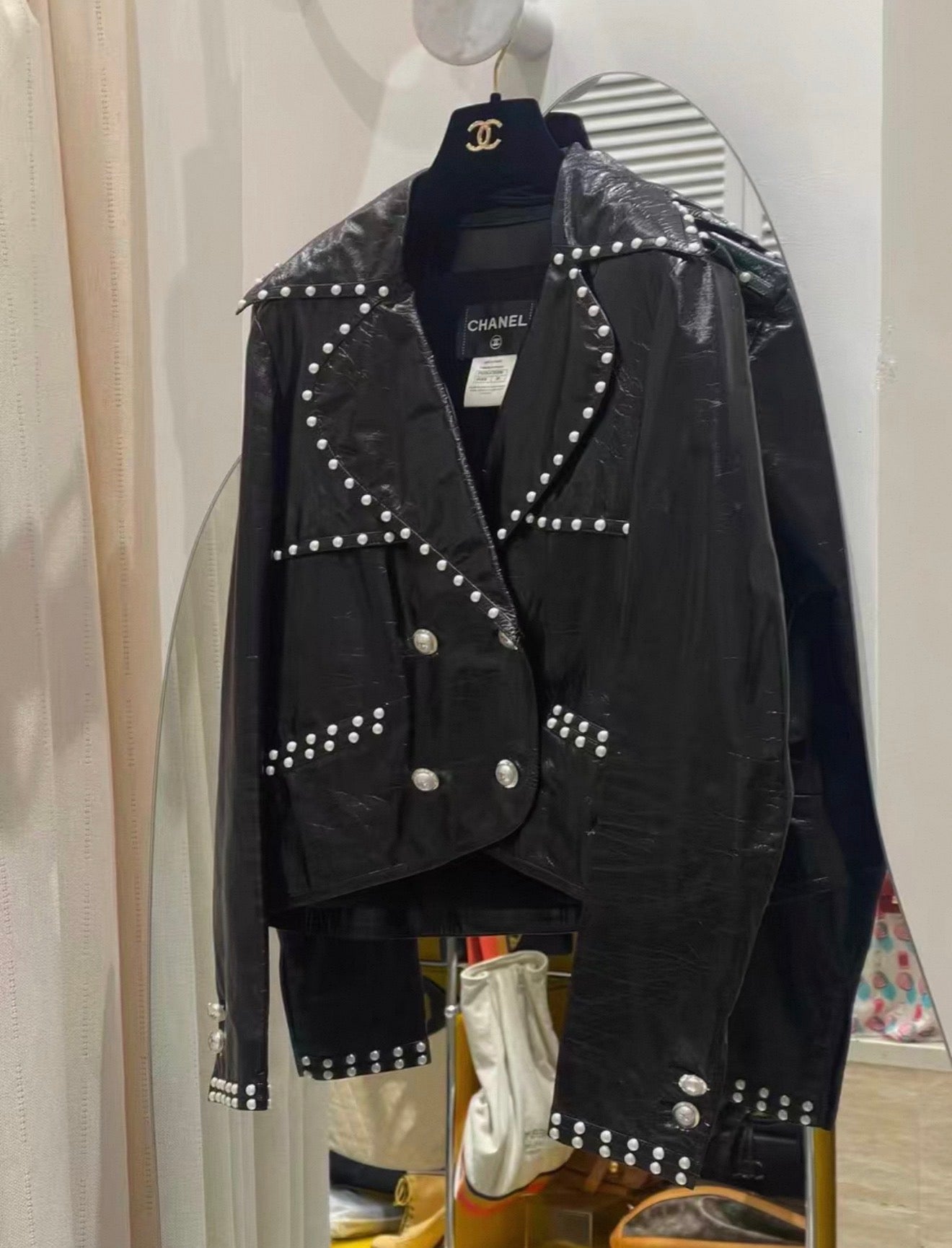 Chanel 17k Pearl black leather jacket